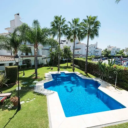 Atico Naranjos Apartamento Marbella