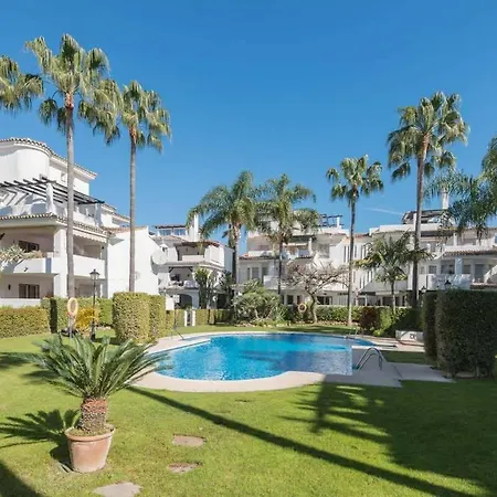 Apartmán Atico Duplex Naranjos By Dolmengroup Marbella